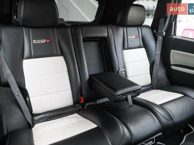 Серый Джип Гранд Чероки, объемом двигателя 6.06 л и пробегом 154 тыс. км за 15900 $, фото 16 на Automoto.ua