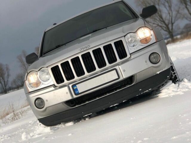 Сірий Джип Grand Cherokee, об'ємом двигуна 3 л та пробігом 416 тис. км за 9000 $, фото 6 на Automoto.ua