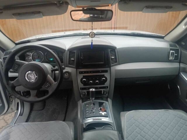 Серый Джип Гранд Чероки, объемом двигателя 3 л и пробегом 480 тыс. км за 8900 $, фото 8 на Automoto.ua