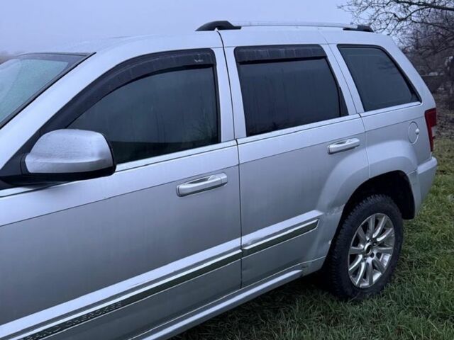 Серый Джип Гранд Чероки, объемом двигателя 3 л и пробегом 262 тыс. км за 5500 $, фото 3 на Automoto.ua