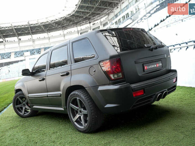 Серый Джип Гранд Чероки, объемом двигателя 6.06 л и пробегом 154 тыс. км за 15900 $, фото 70 на Automoto.ua