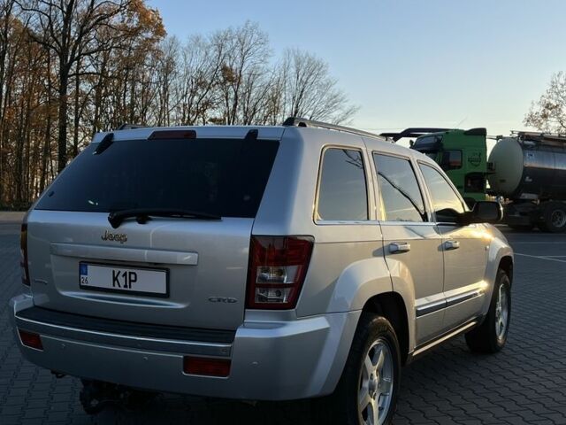 Сірий Джип Grand Cherokee, об'ємом двигуна 3 л та пробігом 350 тис. км за 10500 $, фото 2 на Automoto.ua