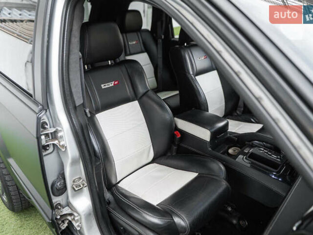 Серый Джип Гранд Чероки, объемом двигателя 6.06 л и пробегом 154 тыс. км за 14900 $, фото 19 на Automoto.ua