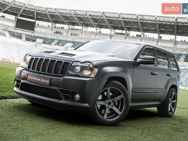 Серый Джип Гранд Чероки, объемом двигателя 6.06 л и пробегом 154 тыс. км за 15900 $, фото 8 на Automoto.ua