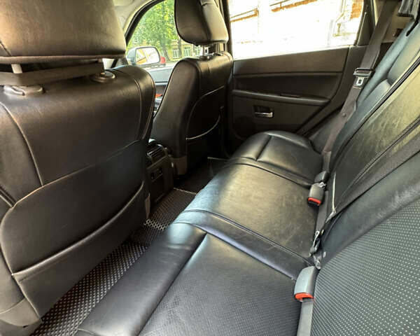 Серый Джип Гранд Чероки, объемом двигателя 2.99 л и пробегом 242 тыс. км за 13500 $, фото 28 на Automoto.ua