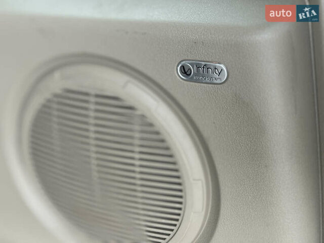 Джип Grand Cherokee 2008 у Києві на Automoto.ua Сірий Джип Grand Cherokee, об'ємом двигуна 2.78 л та пробігом 339 тис. км за 9999 $, фото 26 на Automoto.ua