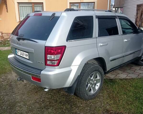 Серый Джип Гранд Чероки, объемом двигателя 2.99 л и пробегом 233 тыс. км за 11000 $, фото 5 на Automoto.ua