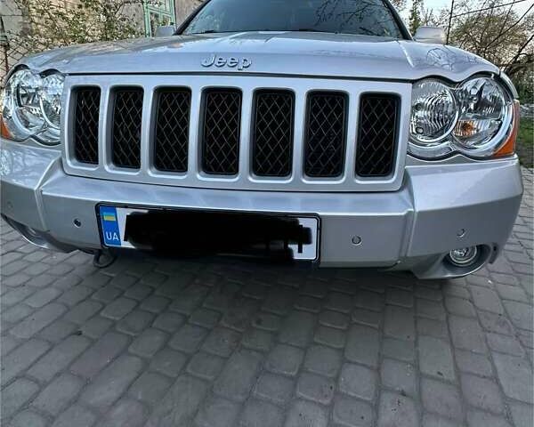 Сірий Джип Grand Cherokee, об'ємом двигуна 2.99 л та пробігом 210 тис. км за 12000 $, фото 10 на Automoto.ua