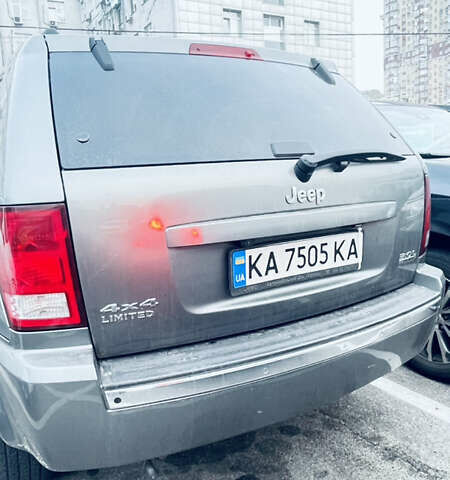 Серый Джип Гранд Чероки, объемом двигателя 3 л и пробегом 291 тыс. км за 10050 $, фото 13 на Automoto.ua