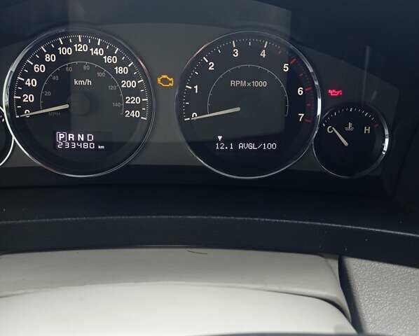 Серый Джип Гранд Чероки, объемом двигателя 2.99 л и пробегом 233 тыс. км за 11000 $, фото 16 на Automoto.ua