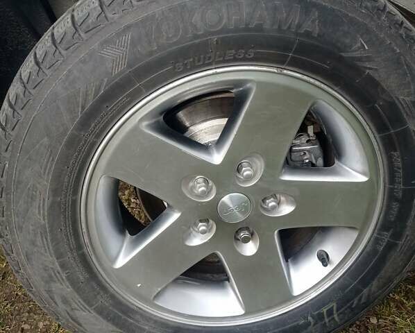 Серый Джип Гранд Чероки, объемом двигателя 2.99 л и пробегом 233 тыс. км за 11000 $, фото 11 на Automoto.ua