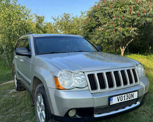 Сірий Джип Grand Cherokee, об'ємом двигуна 3.7 л та пробігом 270 тис. км за 10500 $, фото 3 на Automoto.ua