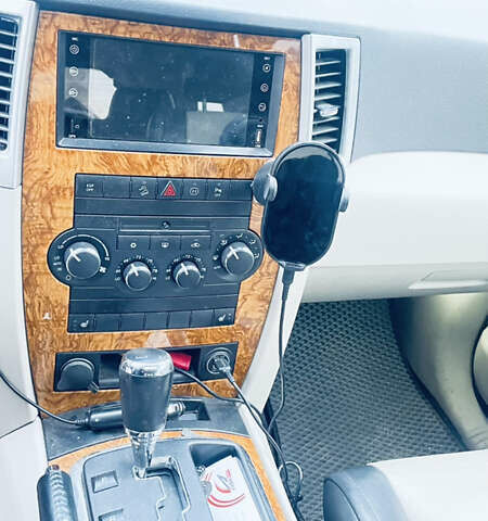 Серый Джип Гранд Чероки, объемом двигателя 3 л и пробегом 291 тыс. км за 10050 $, фото 12 на Automoto.ua