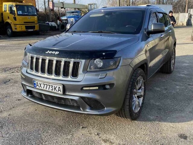 Сірий Джип Grand Cherokee, об'ємом двигуна 3 л та пробігом 198 тис. км за 17000 $, фото 4 на Automoto.ua