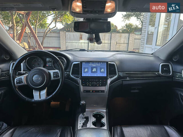 Сірий Джип Grand Cherokee, об'ємом двигуна 3 л та пробігом 196 тис. км за 15500 $, фото 21 на Automoto.ua