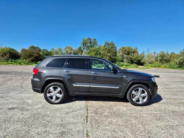 Серый Джип Гранд Чероки, объемом двигателя 3.6 л и пробегом 248 тыс. км за 16300 $, фото 10 на Automoto.ua