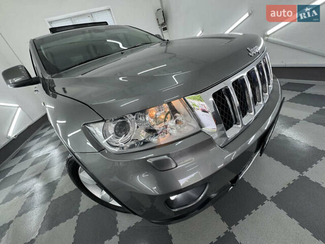Сірий Джип Grand Cherokee, об'ємом двигуна 3 л та пробігом 164 тис. км за 18599 $, фото 79 на Automoto.ua
