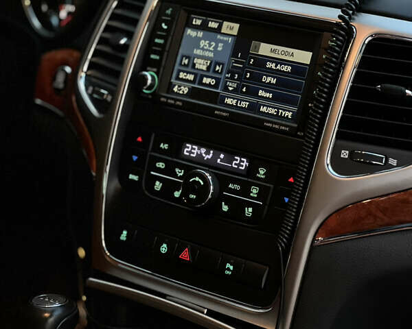 Серый Джип Гранд Чероки, объемом двигателя 2.99 л и пробегом 94 тыс. км за 25799 $, фото 25 на Automoto.ua