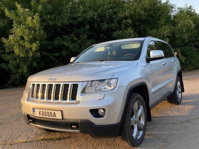 Сірий Джип Grand Cherokee, об'ємом двигуна 3 л та пробігом 156 тис. км за 16000 $, фото 6 на Automoto.ua