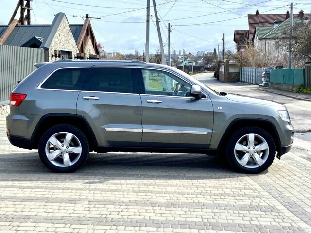 Сірий Джип Grand Cherokee, об'ємом двигуна 3 л та пробігом 149 тис. км за 17700 $, фото 11 на Automoto.ua