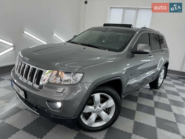 Сірий Джип Grand Cherokee, об'ємом двигуна 3 л та пробігом 164 тис. км за 18599 $, фото 86 на Automoto.ua
