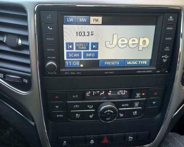 Сірий Джип Grand Cherokee, об'ємом двигуна 2.99 л та пробігом 207 тис. км за 13200 $, фото 3 на Automoto.ua