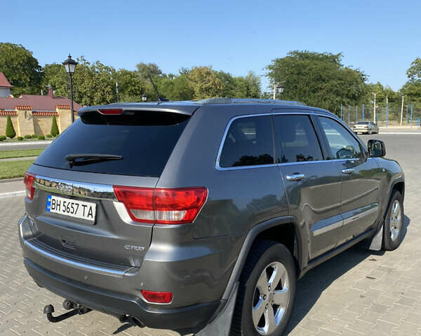 Сірий Джип Grand Cherokee, об'ємом двигуна 2.99 л та пробігом 196 тис. км за 16500 $, фото 7 на Automoto.ua