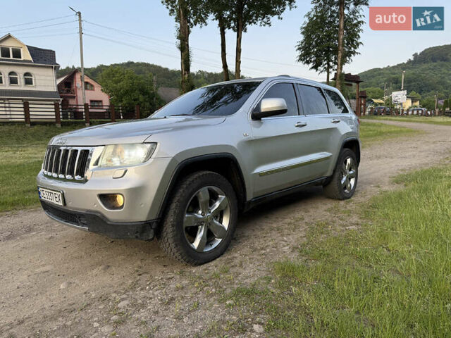 Сірий Джип Grand Cherokee, об'ємом двигуна 2.99 л та пробігом 244 тис. км за 15000 $, фото 1 на Automoto.ua
