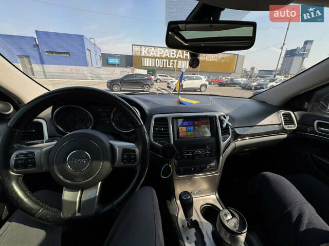 Сірий Джип Grand Cherokee, об'ємом двигуна 2.99 л та пробігом 261 тис. км за 18900 $, фото 18 на Automoto.ua