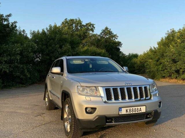 Сірий Джип Grand Cherokee, об'ємом двигуна 3 л та пробігом 156 тис. км за 16000 $, фото 5 на Automoto.ua