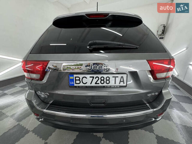 Сірий Джип Grand Cherokee, об'ємом двигуна 3 л та пробігом 164 тис. км за 18599 $, фото 128 на Automoto.ua