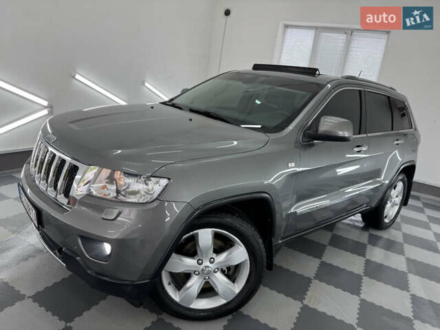Сірий Джип Grand Cherokee, об'ємом двигуна 3 л та пробігом 164 тис. км за 18599 $, фото 99 на Automoto.ua