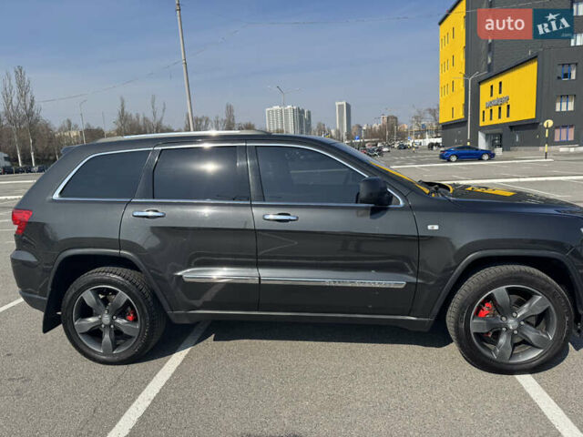 Сірий Джип Grand Cherokee, об'ємом двигуна 2.99 л та пробігом 261 тис. км за 18900 $, фото 4 на Automoto.ua