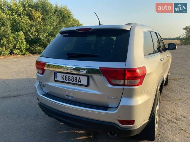 Сірий Джип Grand Cherokee, об'ємом двигуна 2.99 л та пробігом 158 тис. км за 16500 $, фото 33 на Automoto.ua