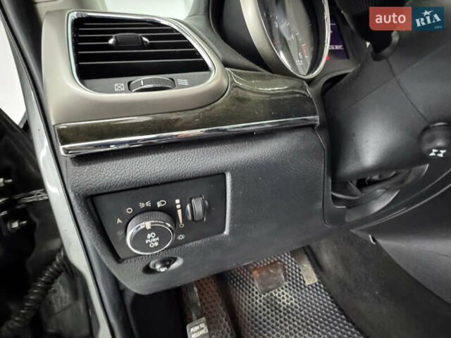 Сірий Джип Grand Cherokee, об'ємом двигуна 3 л та пробігом 164 тис. км за 18599 $, фото 53 на Automoto.ua