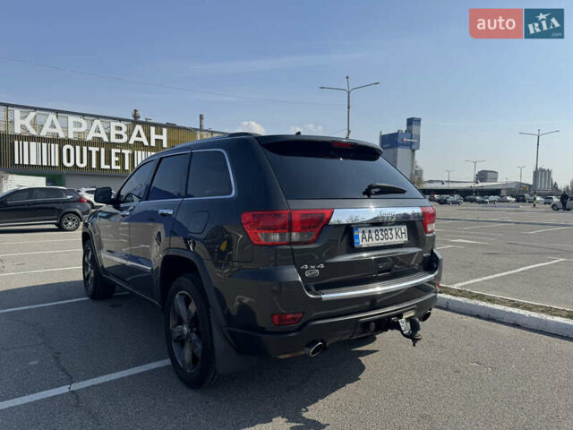 Сірий Джип Grand Cherokee, об'ємом двигуна 2.99 л та пробігом 261 тис. км за 18900 $, фото 5 на Automoto.ua