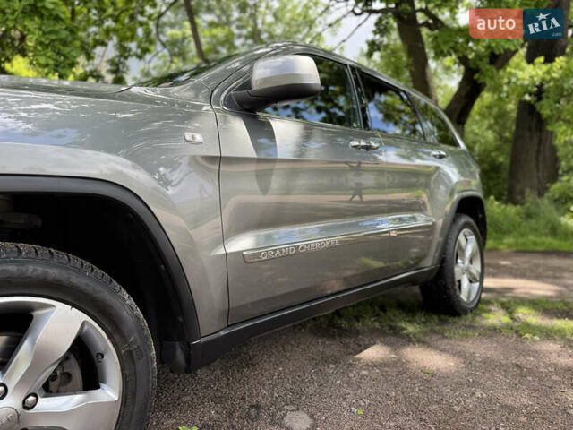 Сірий Джип Grand Cherokee, об'ємом двигуна 2.99 л та пробігом 309 тис. км за 14250 $, фото 7 на Automoto.ua