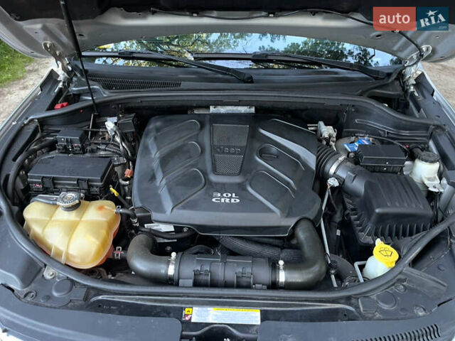 Сірий Джип Grand Cherokee, об'ємом двигуна 2.99 л та пробігом 185 тис. км за 17500 $, фото 16 на Automoto.ua