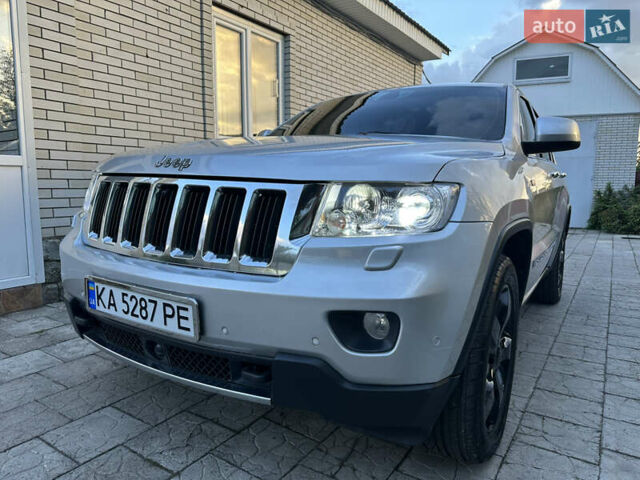 Серый Джип Гранд Чероки, объемом двигателя 2.99 л и пробегом 188 тыс. км за 15500 $, фото 7 на Automoto.ua
