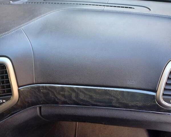 Сірий Джип Grand Cherokee, об'ємом двигуна 3 л та пробігом 207 тис. км за 13500 $, фото 21 на Automoto.ua