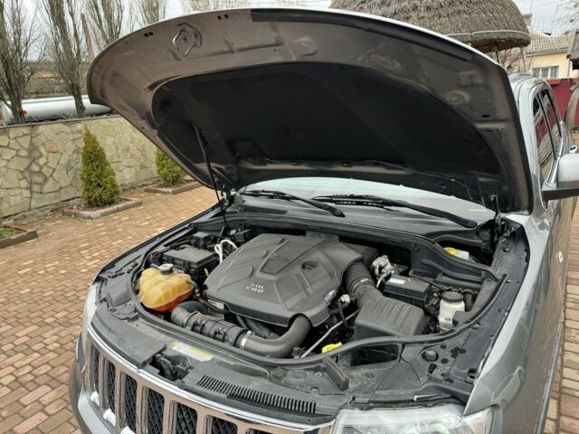 Сірий Джип Grand Cherokee, об'ємом двигуна 3 л та пробігом 275 тис. км за 16900 $, фото 21 на Automoto.ua