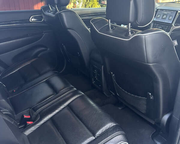 Сірий Джип Grand Cherokee, об'ємом двигуна 3 л та пробігом 196 тис. км за 15500 $, фото 19 на Automoto.ua