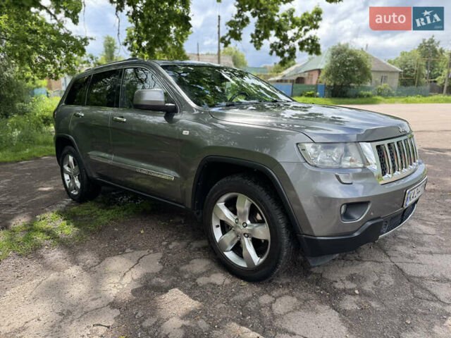 Сірий Джип Grand Cherokee, об'ємом двигуна 2.99 л та пробігом 309 тис. км за 14250 $, фото 3 на Automoto.ua