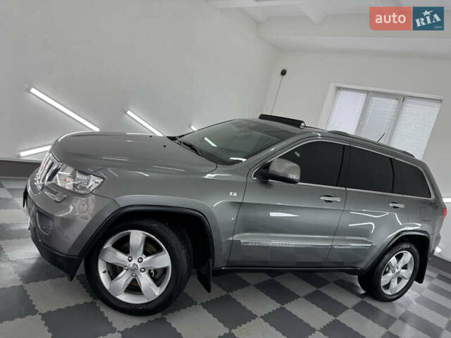 Сірий Джип Grand Cherokee, об'ємом двигуна 3 л та пробігом 164 тис. км за 18599 $, фото 9 на Automoto.ua