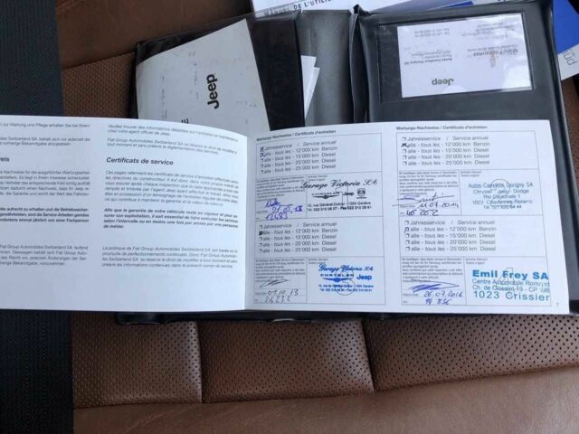 Серый Джип Гранд Чероки, объемом двигателя 3.6 л и пробегом 248 тыс. км за 16300 $, фото 6 на Automoto.ua