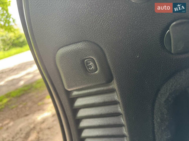 Сірий Джип Grand Cherokee, об'ємом двигуна 2.99 л та пробігом 309 тис. км за 14250 $, фото 15 на Automoto.ua