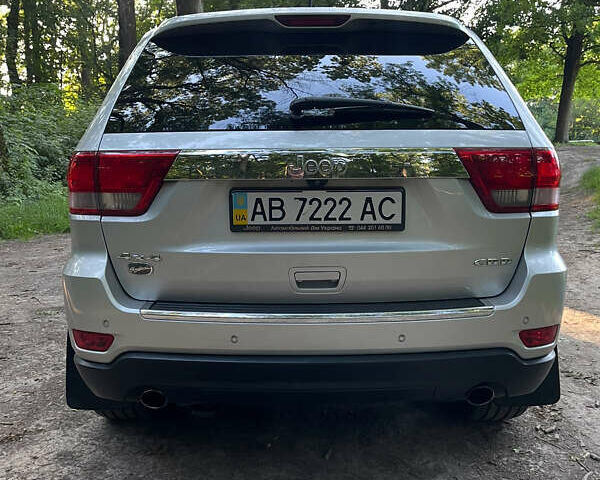Сірий Джип Grand Cherokee, об'ємом двигуна 2.99 л та пробігом 185 тис. км за 17500 $, фото 5 на Automoto.ua