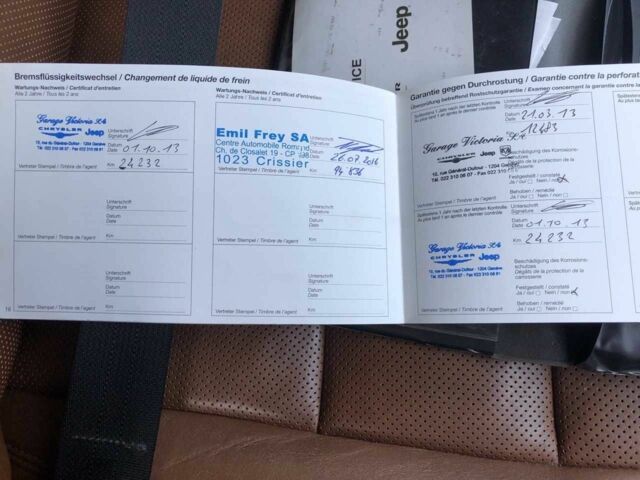 Серый Джип Гранд Чероки, объемом двигателя 3.6 л и пробегом 248 тыс. км за 16300 $, фото 4 на Automoto.ua