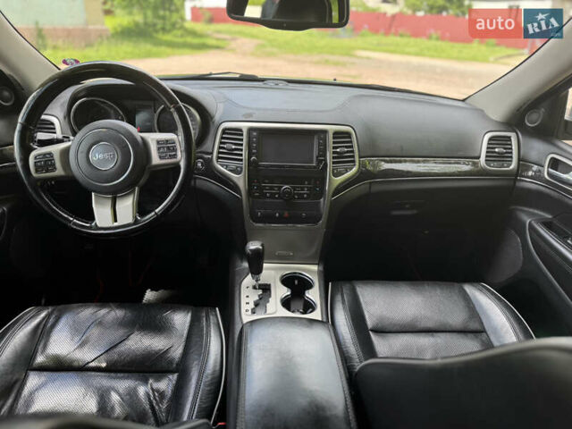 Сірий Джип Grand Cherokee, об'ємом двигуна 2.99 л та пробігом 309 тис. км за 14250 $, фото 13 на Automoto.ua