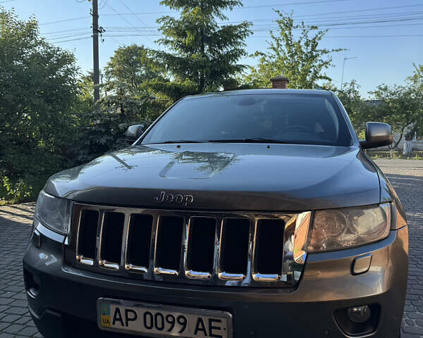 Сірий Джип Grand Cherokee, об'ємом двигуна 2.99 л та пробігом 218 тис. км за 16999 $, фото 5 на Automoto.ua